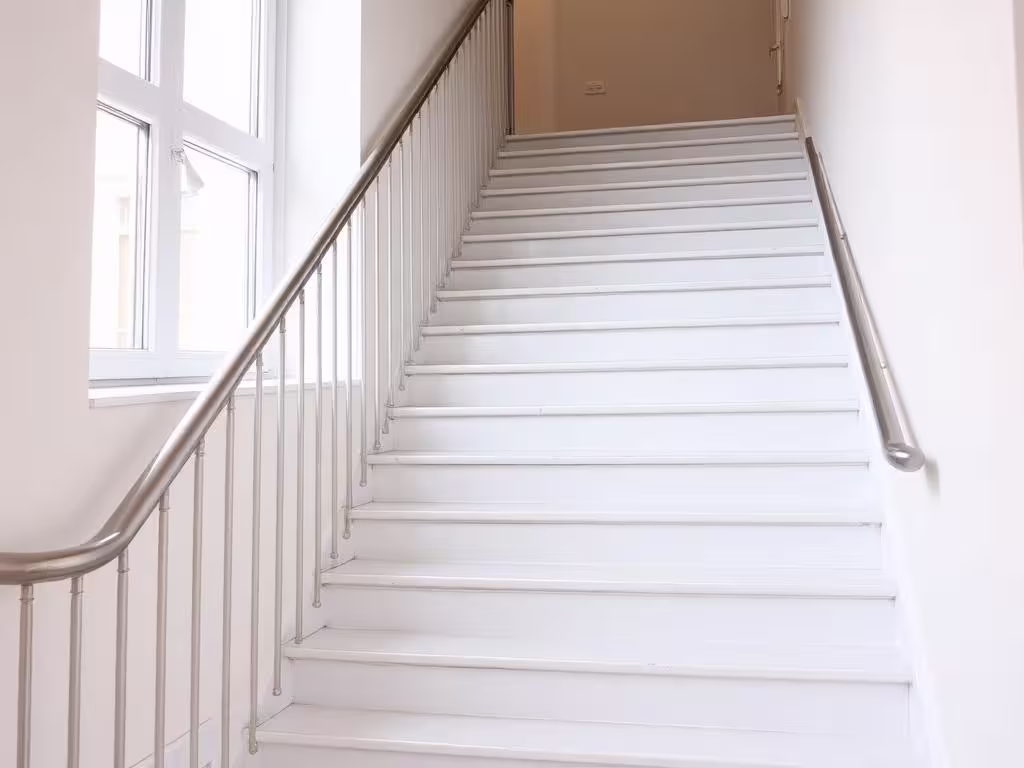 Escalier de copropriété nettoyé